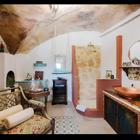 Ajman House * サンブーカ・ディ・シチーリア