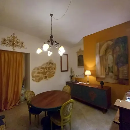 Ajman House 度假居 *