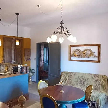 Casa D'artista Con Terrazza Panoramica Nel Borgo