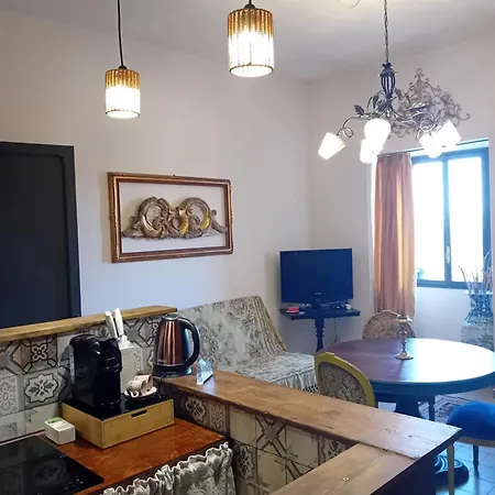 Ajman House 度假居 *