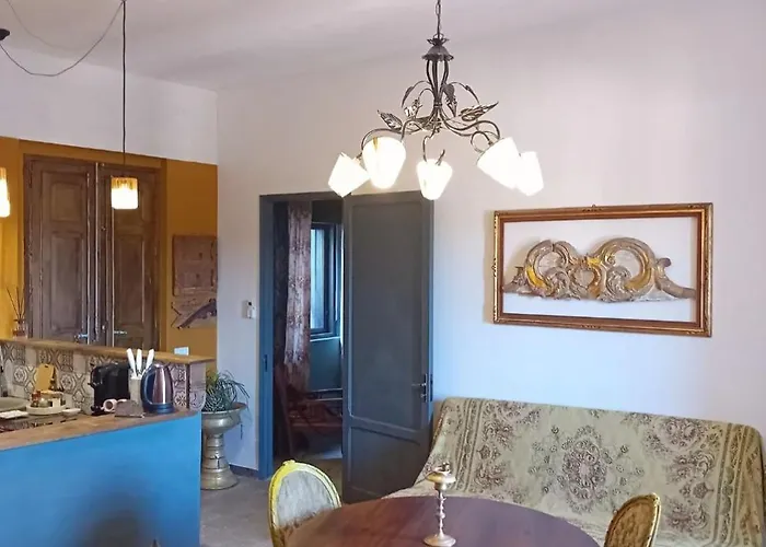 Ajman House 度假居 *