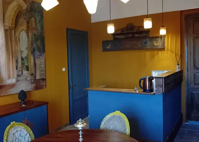 Ajman House 桑布卡迪西奇利亚